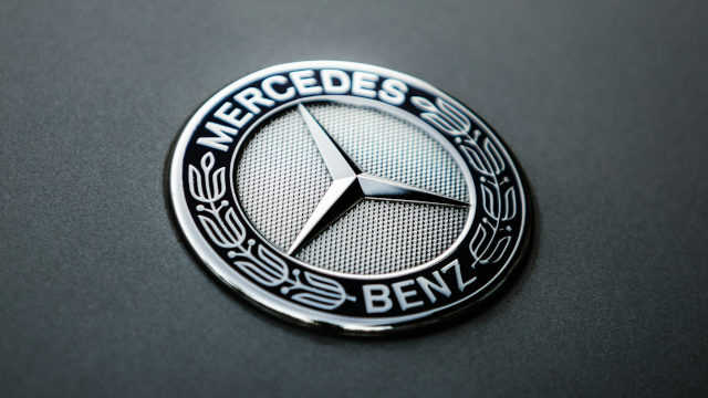 Photo to represent Mercedes number plates
